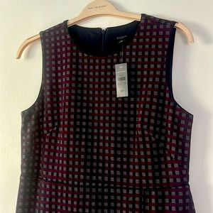 Ann Taylor Size 12 petite Navy and burgundy check dress
